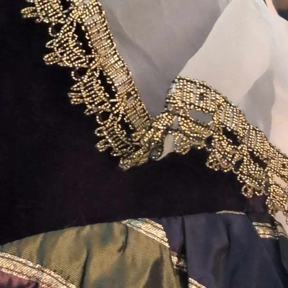 Vintage Girls Ka'walla Purple Gold Satin Velvet Regal Dress Gown Size 4T‎